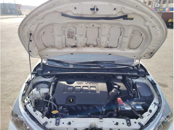 Car image 26