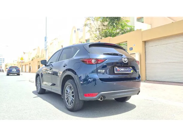Car image 7