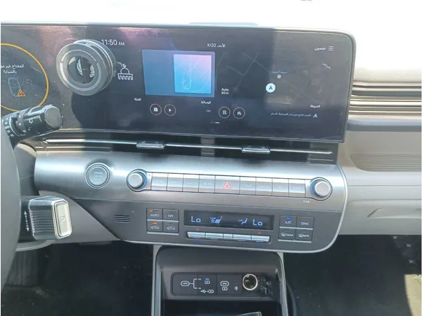 Car image 14