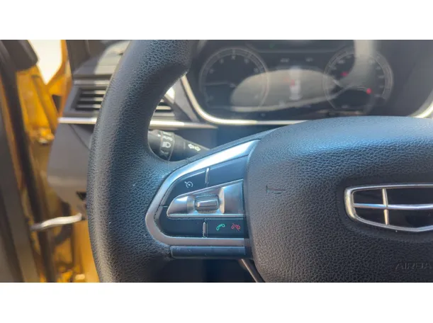 Car image 23