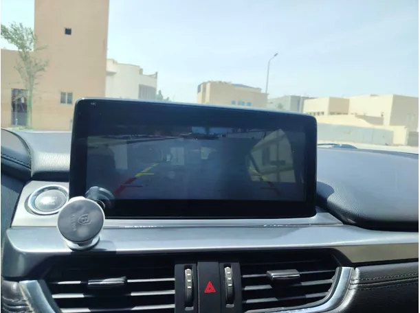 Car image 20