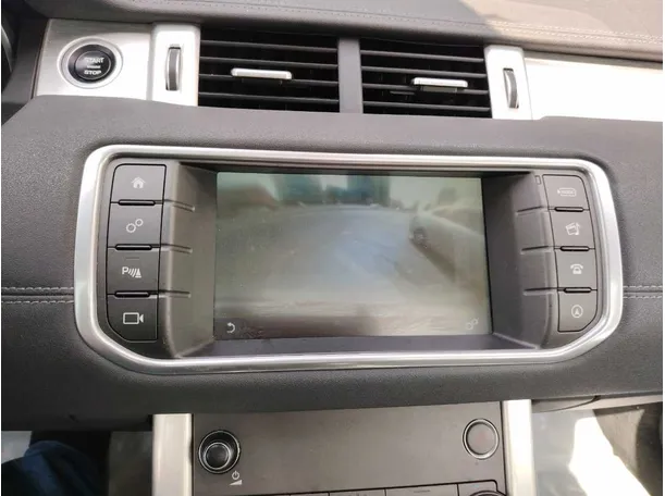Car image 27