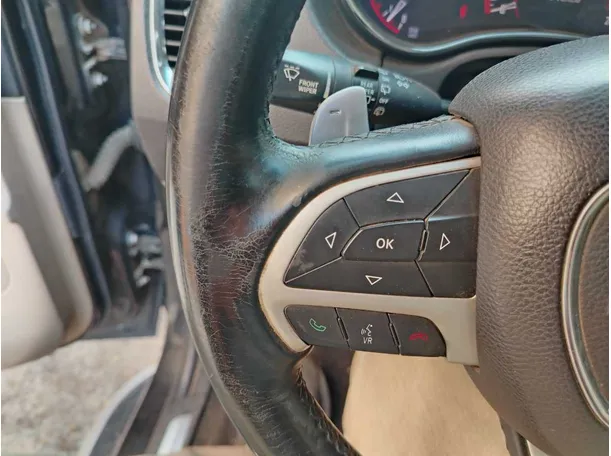 Car image 43