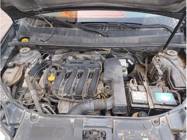 Car image 25