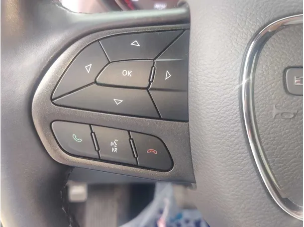 Car image 36