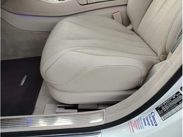 Car image 40
