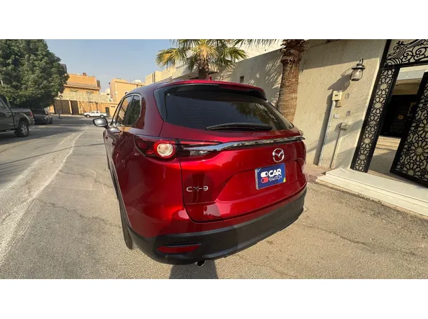 Car image 7