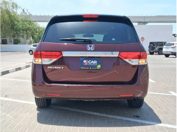 Car image 6