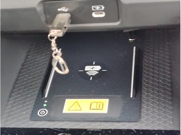 Car image 20