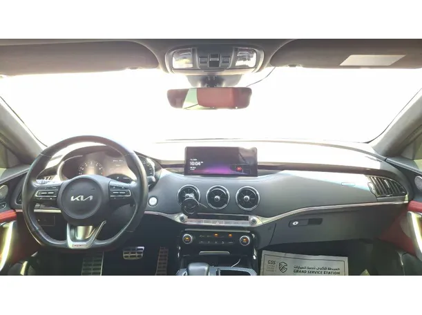 Car image 16