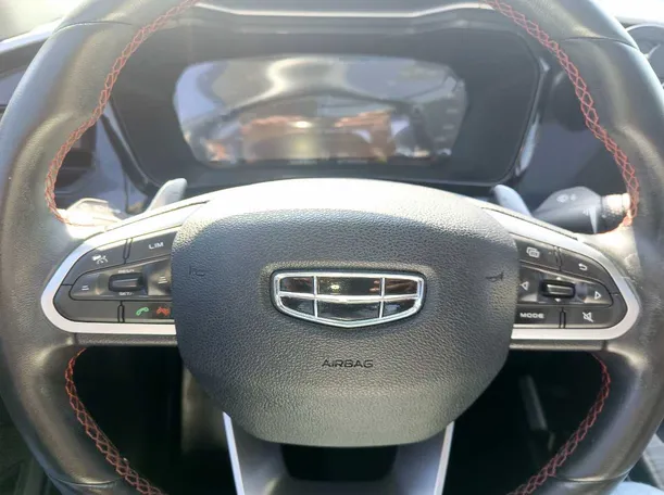 Car image 27