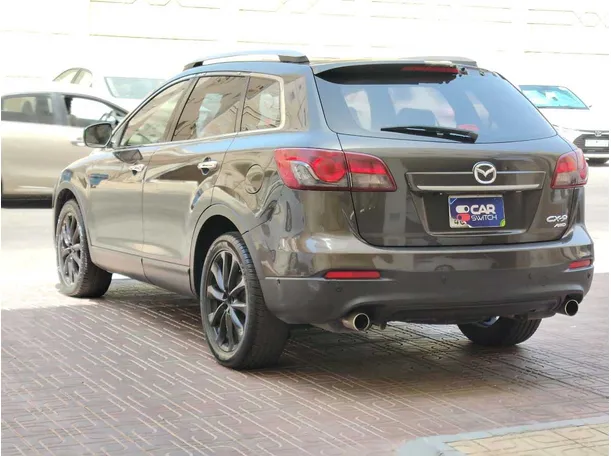 Car image 7