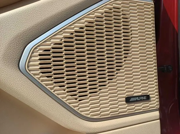 Car image 22