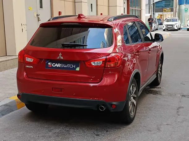 Car image 5