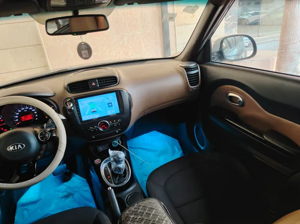 Car image 28