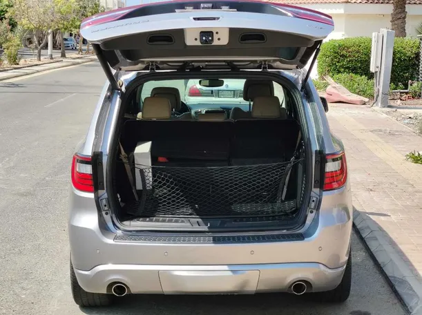 Car image 24