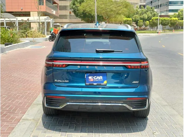 Car image 6