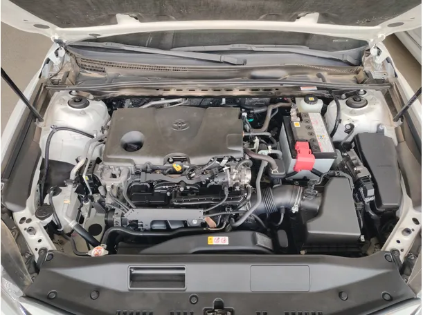 Car image 30
