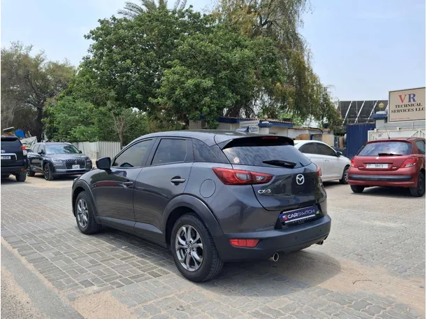 Car image 7