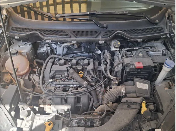 Car image 20