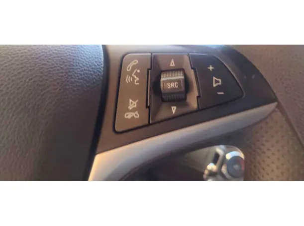 Car image 28
