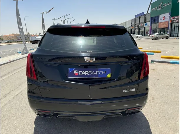 Car image 6