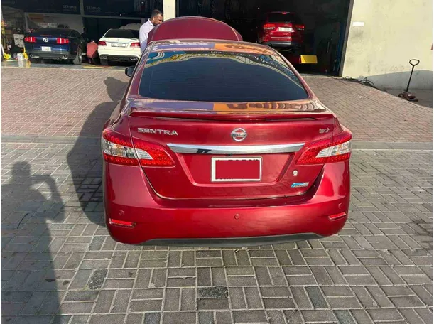 Car image 5