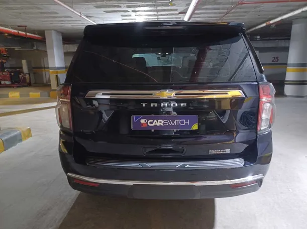 Car image 6