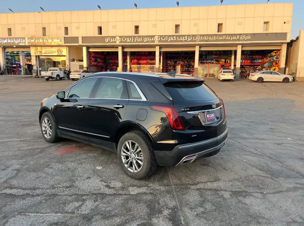 Car image 7