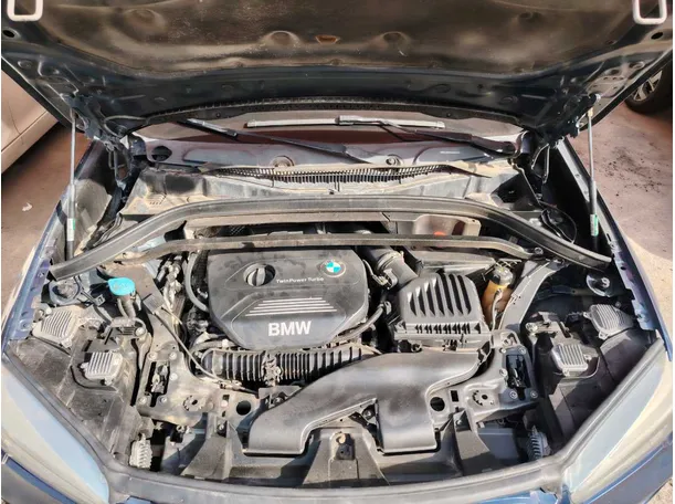 Car image 33