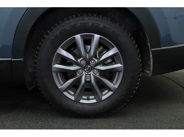 Car image 7