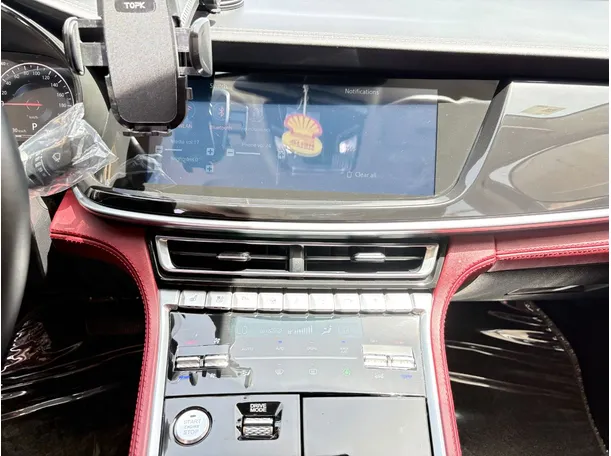 Car image 21