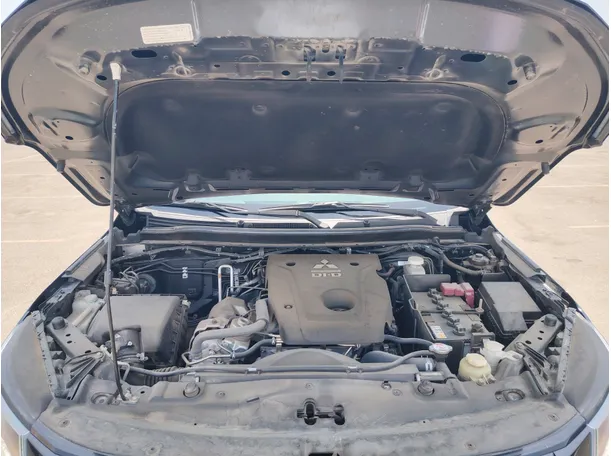 Car image 37