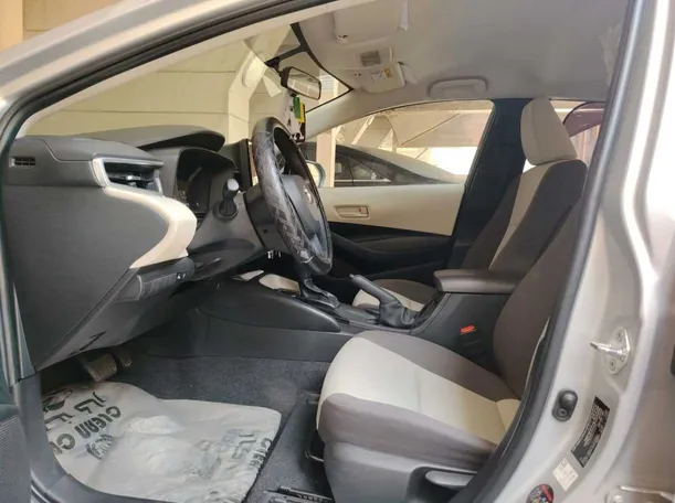 Car image 18