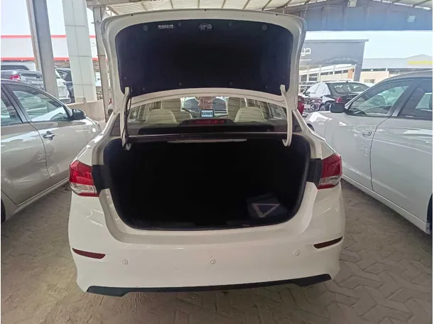 Car image 21