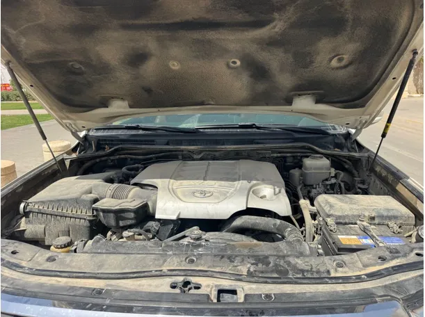 Car image 23