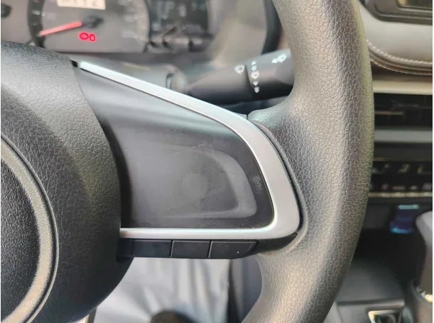 Car image 39
