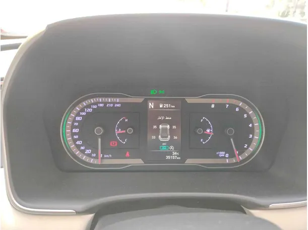 Car image 30