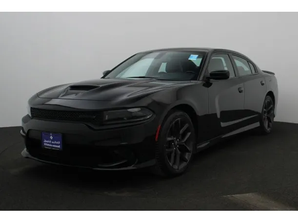 2023 دودج تشارجر في الإمارات