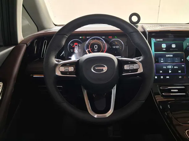 Car image 20