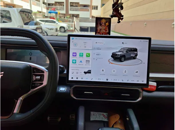 Car image 16