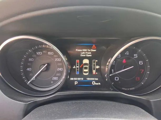 Car image 18