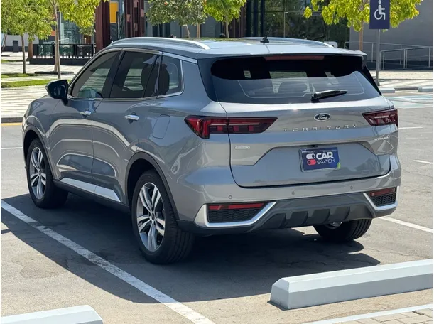 Car image 7