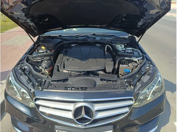 Car image 26