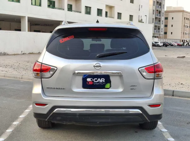 Car image 6