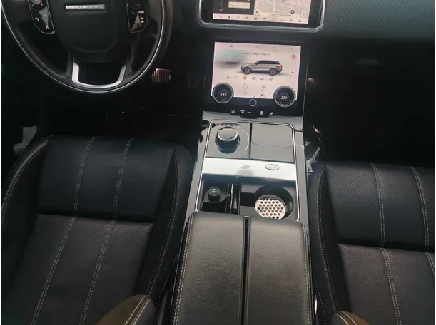Car image 21