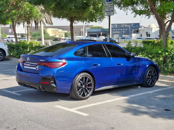 Car image 5