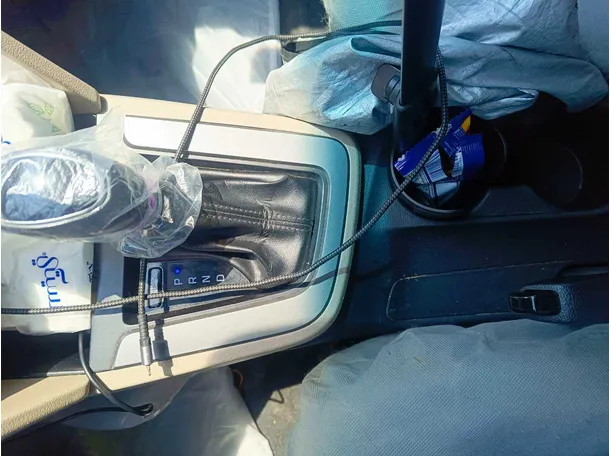 Car image 18
