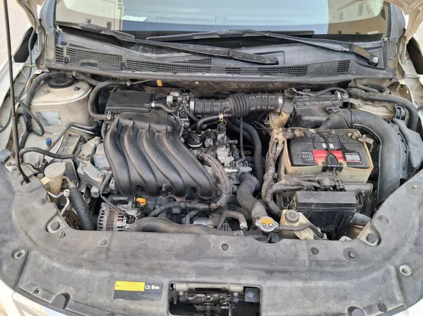 Car image 19