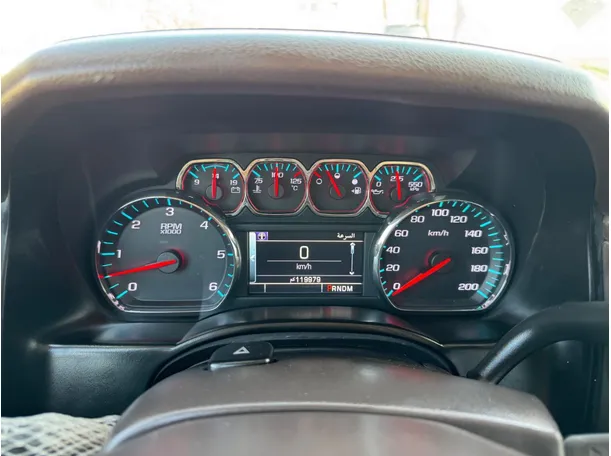 Car image 17